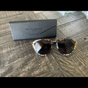 Privé Revaux like-new sunglasses
